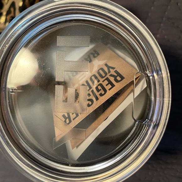 Yeti Coffee Cup with Handel - Picture 2 of 2